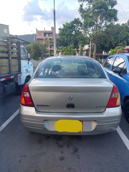 Renault Symbol • 2003 • 188,000 km 7