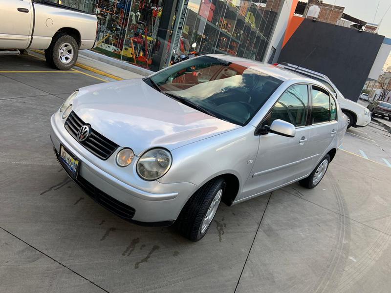 Volkswagen Bora • 2004 • 5 km 6