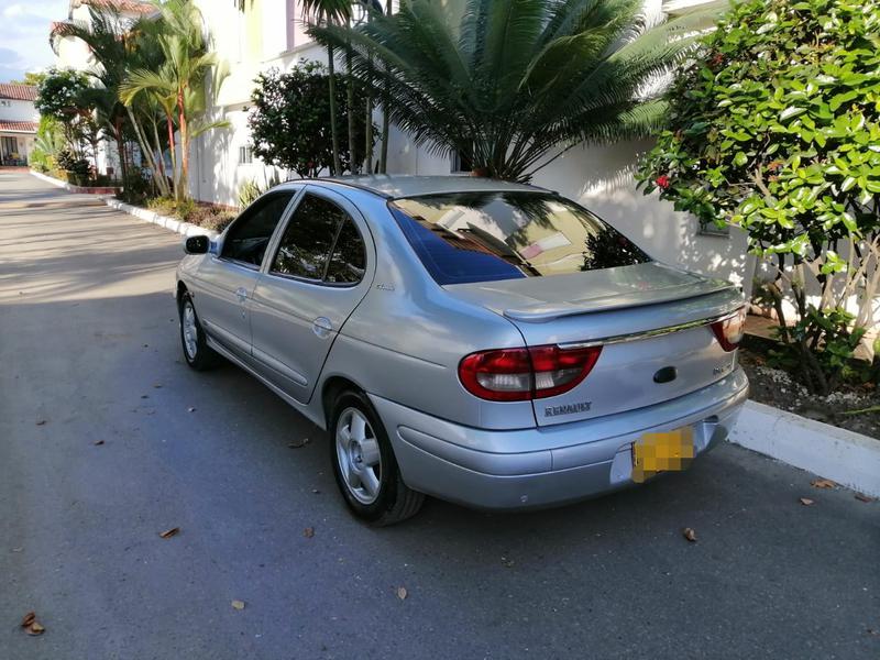 Renault Mégane • 2004 • 148,000 km 6