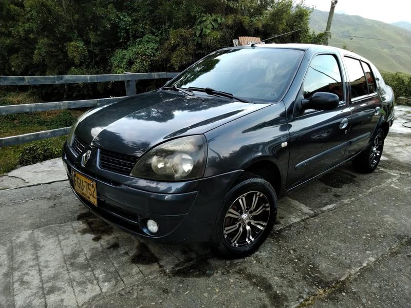 Renault Symbol • 2008 • 147,000 km 4