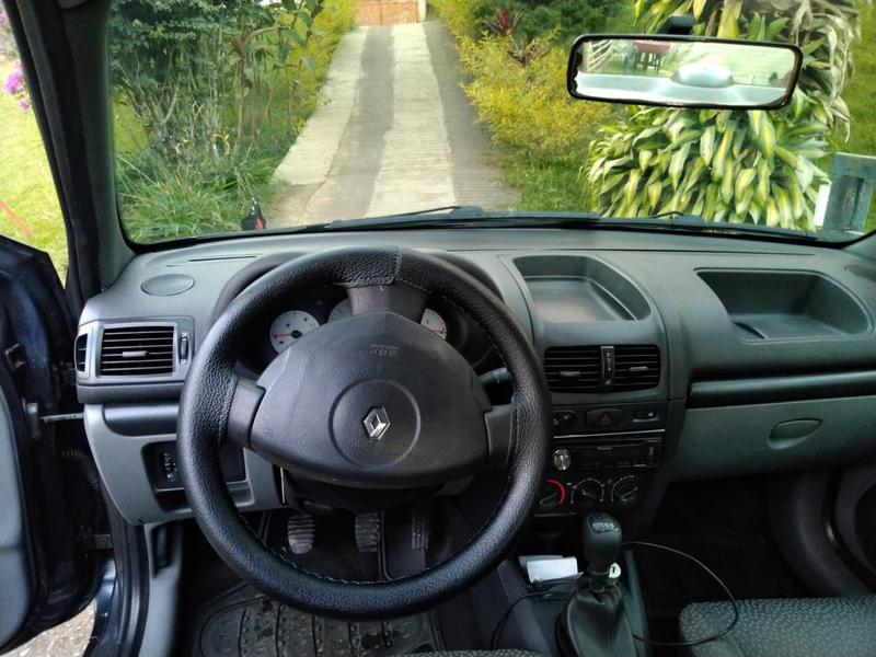 Renault Symbol • 2008 • 147,000 km 5