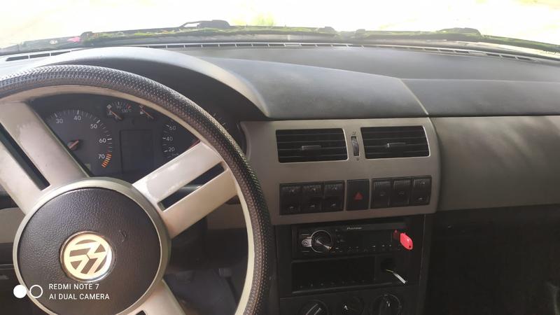 Volkswagen Gol • 2001 • 218,000 km 5
