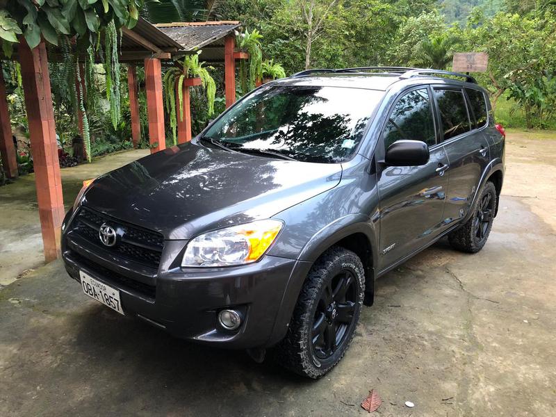 Toyota RAV4 • 2008 • 280,000 km 8