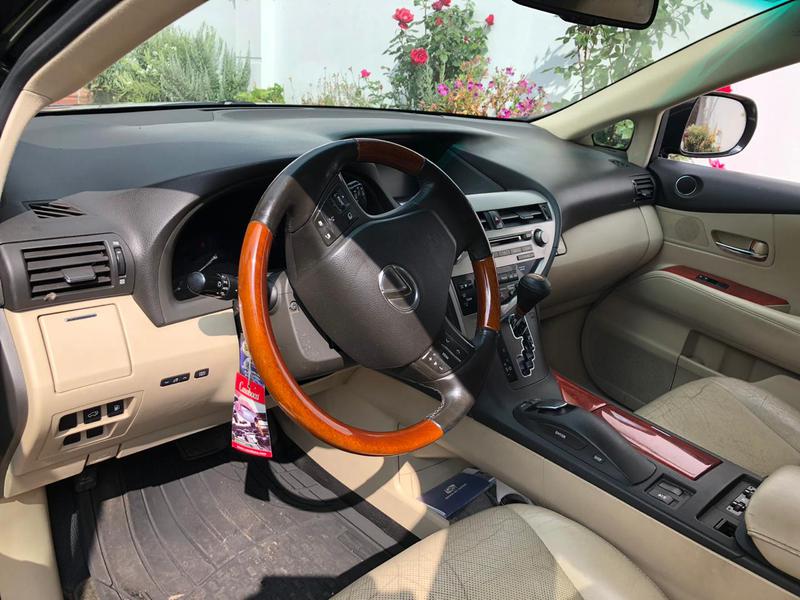 Lexus RX 450h • 2010 • 99,700 km 3