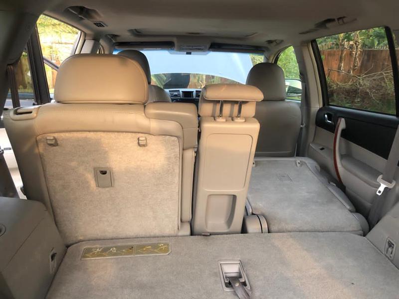 Toyota Highlander • 2010 • 61,825 km 2