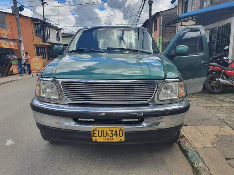 Ford F-150 • 1997 • 240 km 5