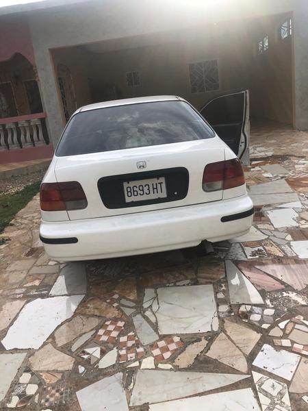 Honda Civic • 1999 • 286,577 km 5