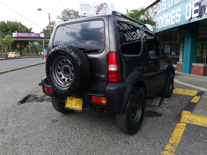 Suzuki Jimny • 2015 • 160,000 km 4