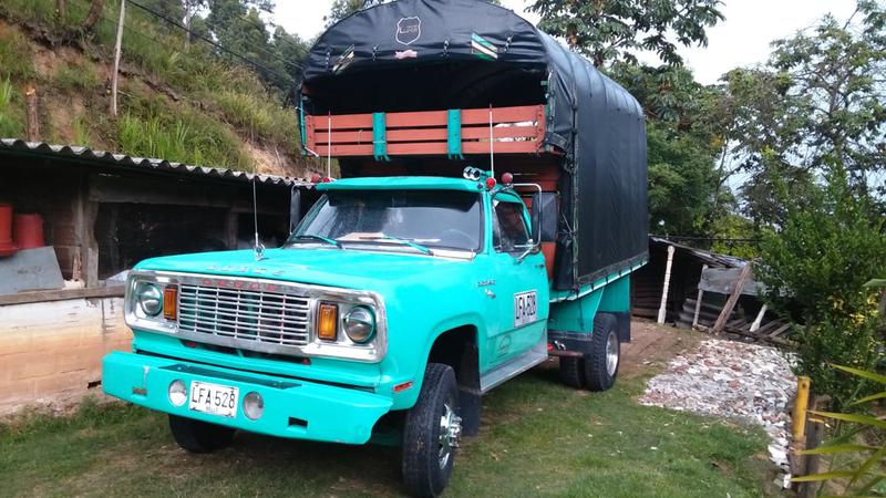 Dodge Grand Caravan • 1977 • 120,000 km 2