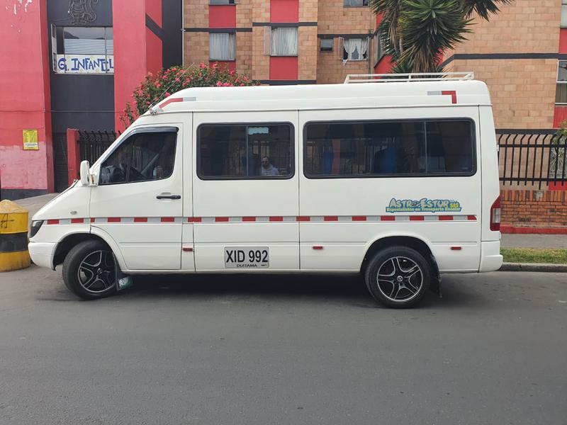 Mercedes-Benz 210 Van • 2003 • 80,000 km 6