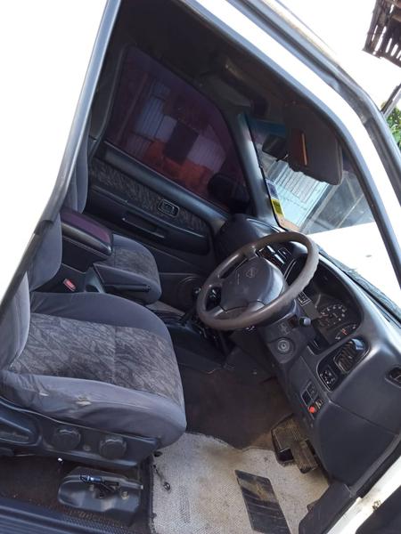 Nissan Terrano • 1996 • 282,145 km 6