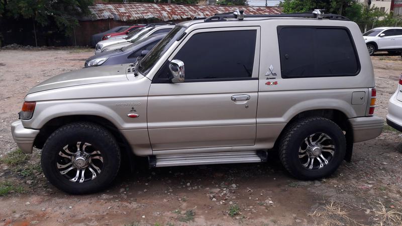 Mitsubishi  • 1995 • 414,000 km 9