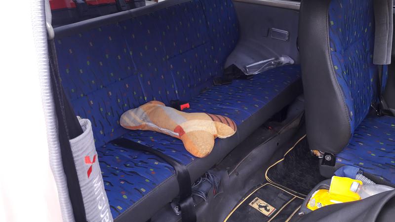 Mitsubishi  • 1995 • 414,000 km 10