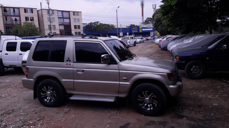 Mitsubishi  • 1995 • 414,000 km 23