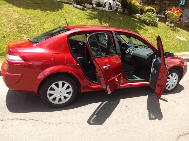 Renault Megane II • 2011 • 94,000 km 2