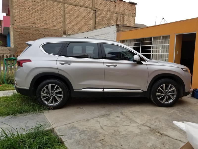Hyundai Santa Fe • 2019 • 6,000 km 8