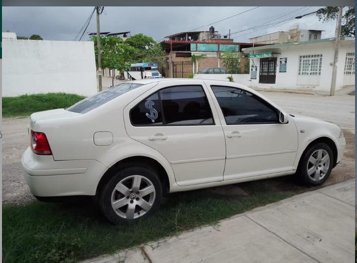 Volkswagen Jetta • 2009 • 173,500 km 3