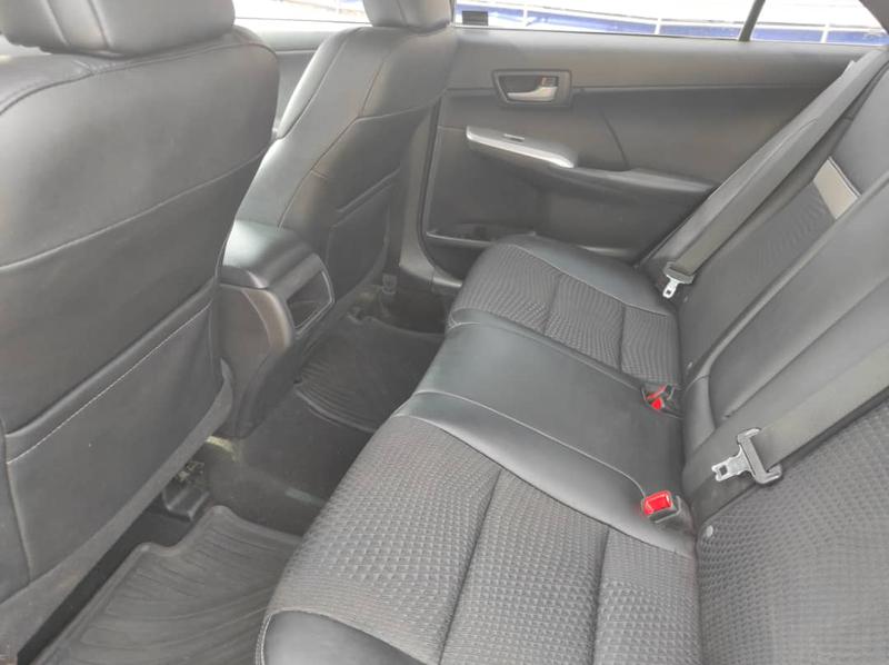 Toyota Camry • 2012 • 128,894 km 6