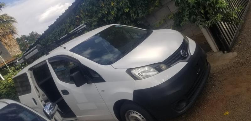 Nissan NV200 • 2013 • 100,000 km 10