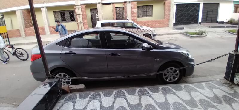 Hyundai Accent • 2014 • 135 km 4