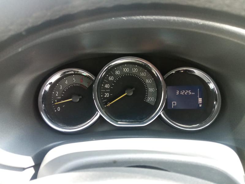 Renault Logan • 2016 • 31,225 km 2