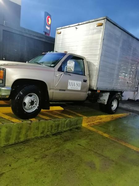 Chevrolet 1500 • 1995 • 100,000 km 2