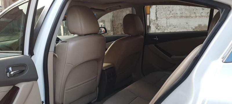 Nissan Altima • 2012 • 50,000 km 9