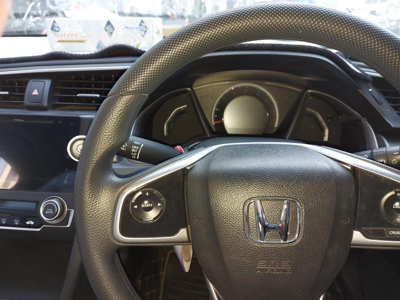 Honda Civic • 2019 • 25,000 km 1