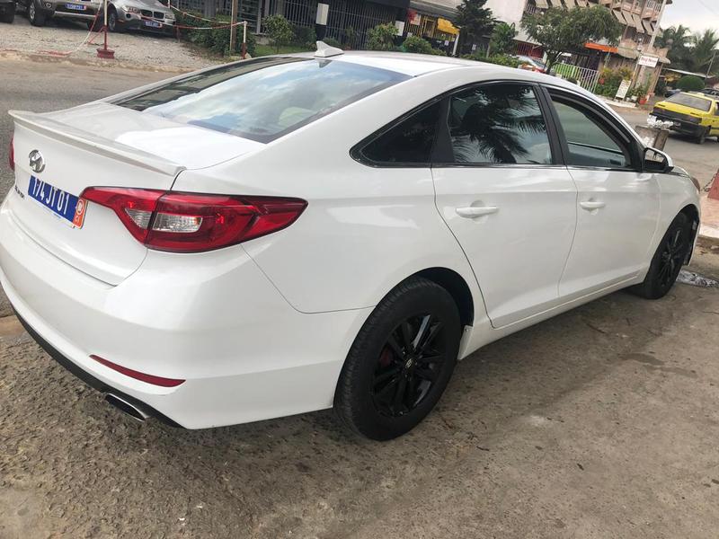 Hyundai Sonata • 2015 • 460,000 km 6