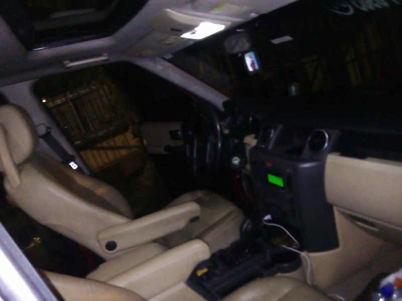 Land Rover Discovery • 2006 • 132,960 km 13