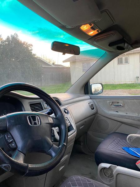 Honda Prelude • 2003 • 293,000 km 4