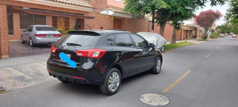 Kia Cerato • 2013 • 66,428 km 3