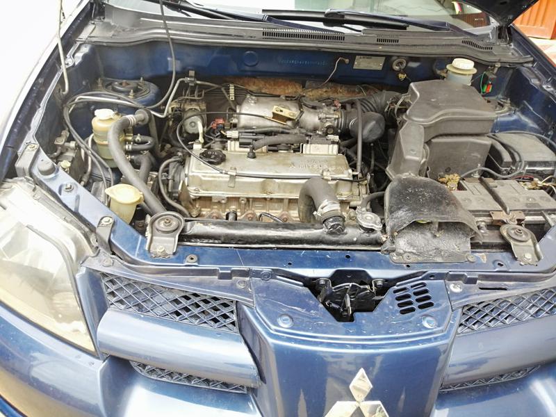 Mitsubishi Outlander • 2003 • 205,000 km 2