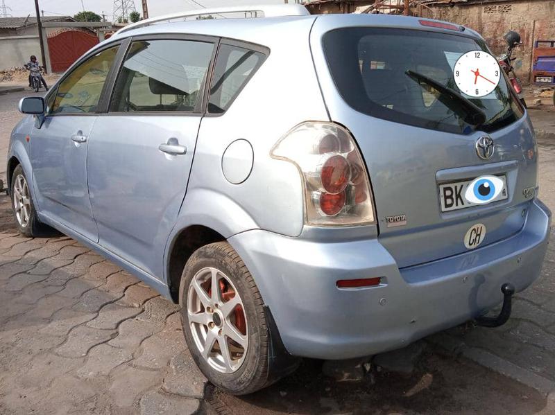 Toyota Corolla Verso • 2005 • 260,000 km 3