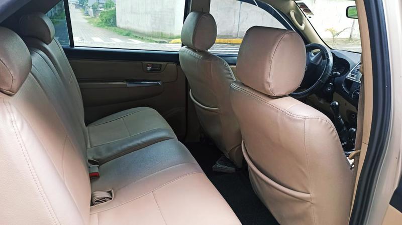 Toyota Fortuner • 2014 • 74,000 km 3