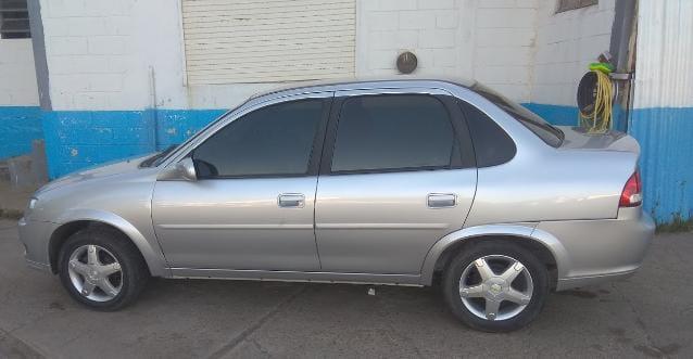 Chevrolet Classic • 2015 • 96,000 km 3