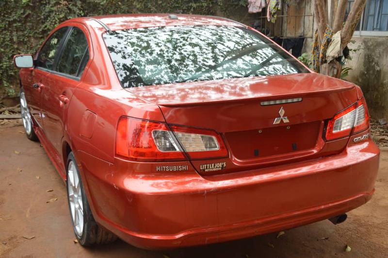 Mitsubishi  • 2010 • 0 km 2