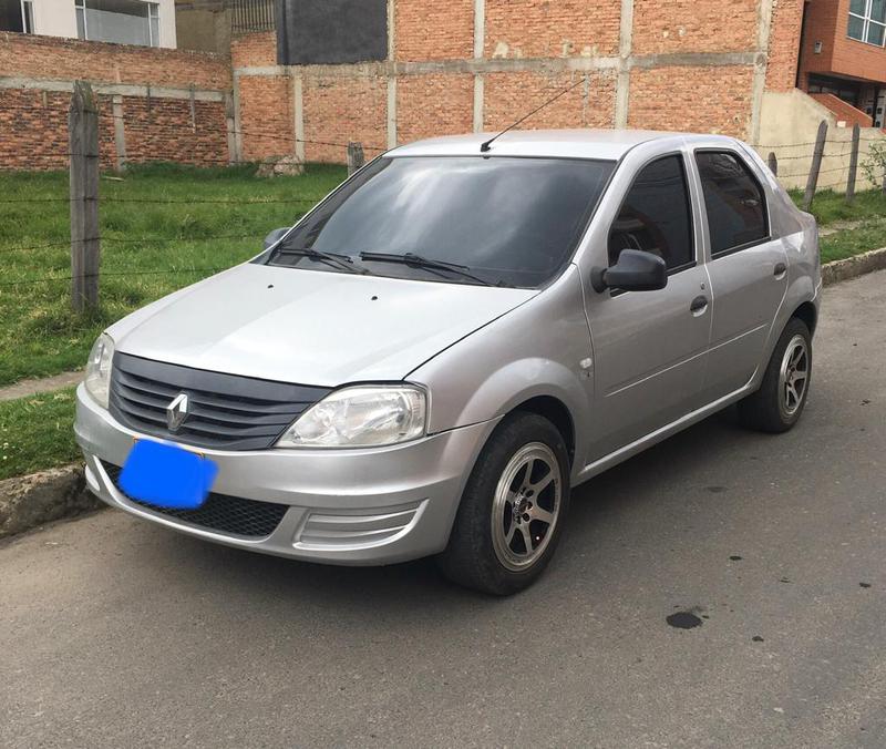 Renault Logan • 2012 • 106,000 km 3
