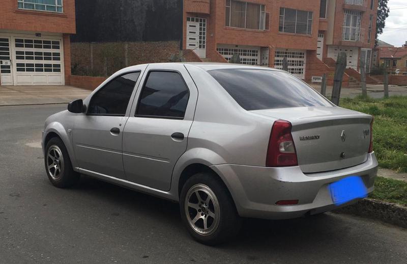 Renault Logan • 2012 • 106,000 km 2