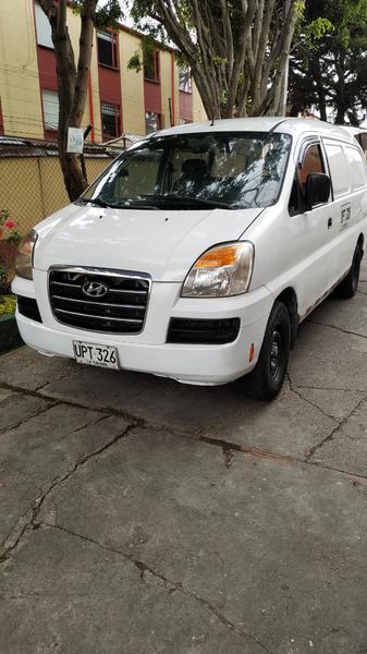 Hyundai H1 • 2008 • 278,000 km 13