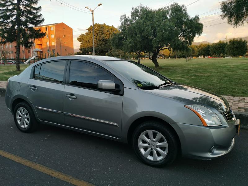 Nissan Sentra 2.0 • 2013 • 114,000 km 6