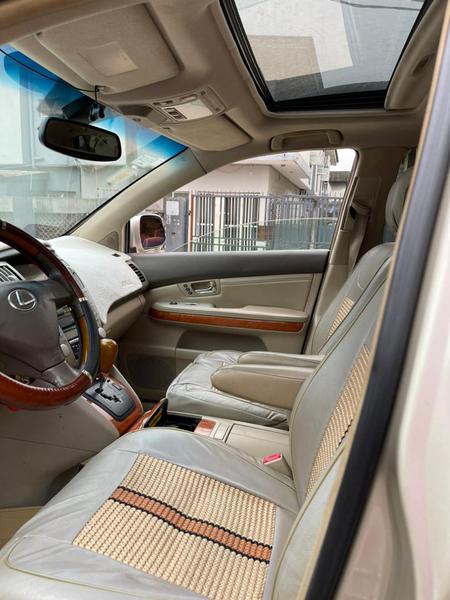 Lexus RX • 2005 • 140 km 6
