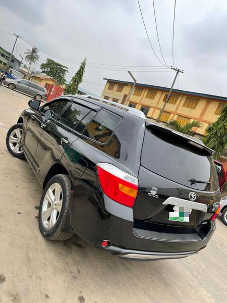 Toyota Highlander • 2008 • 93 km 5