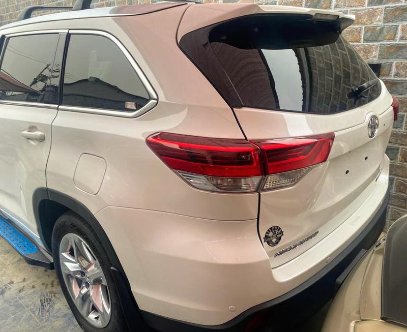 Toyota Highlander • 2015 • 12,000 km 5