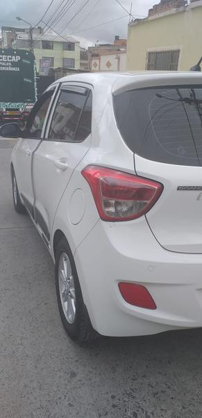 Hyundai i10 • 2016 • 79,000 km 3