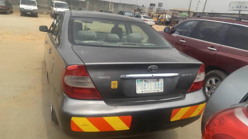 Toyota Camry • 2003 • 900 km 3