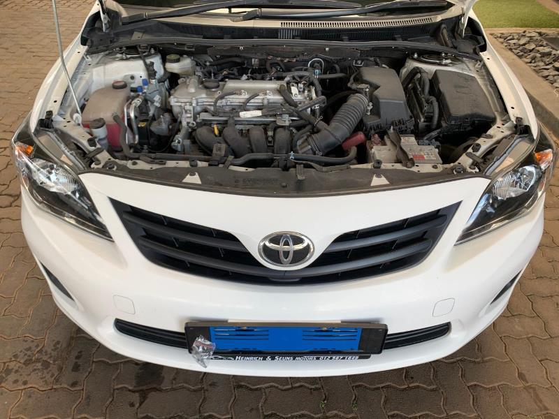 Toyota Corolla sedan • 2016 • 52,000 km 4