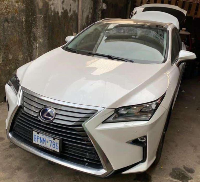 Lexus RX 450h • 2018 • 20,000 km 2