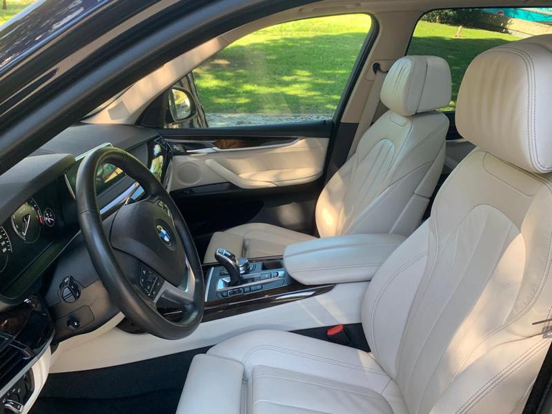 BMW X5 • 2017 • 41,000 km 1