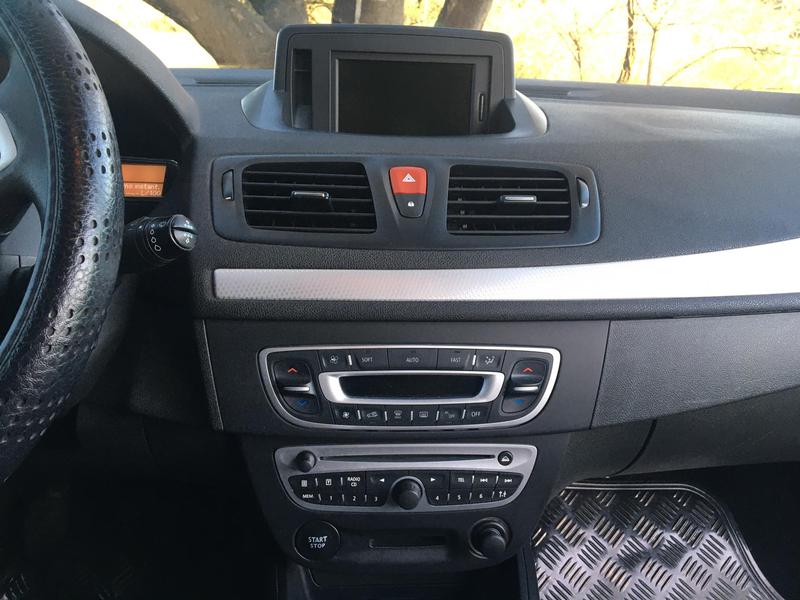 Renault Mégane • 2012 • 260,000 km 15